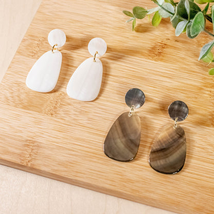 Black Stud Earrings - Mother of Pearl | LIKHÂ