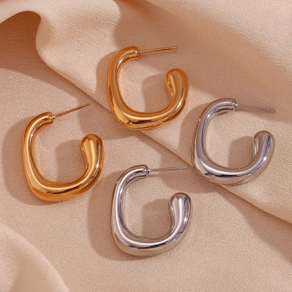 Lucia Earrings - Hollow Statement Hoop Earring